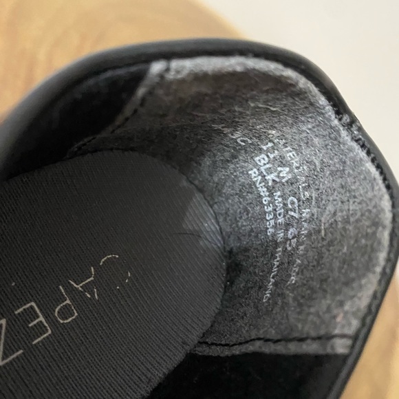 Capezio | Tap Shoes - Picture 3 of 6